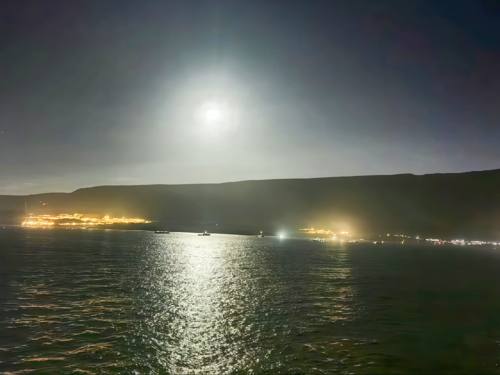 詩(shī)意遠(yuǎn)洋丨欣賞來(lái)自遠(yuǎn)洋奮楫者的“雙節(jié)”詩(shī)會(huì)（一）