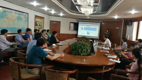 大連海大贏?？萍加邢薰緛砦宜具M行信息化交流